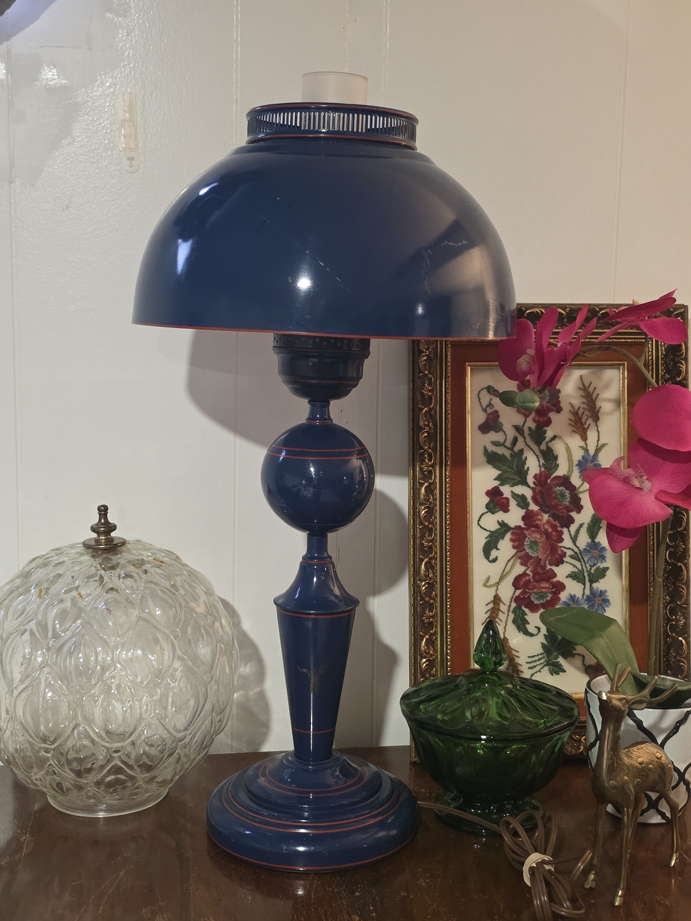 Vintage 1960s Mid-Century Toleware Table Lamp – Navy & Red MCM Statement Piece